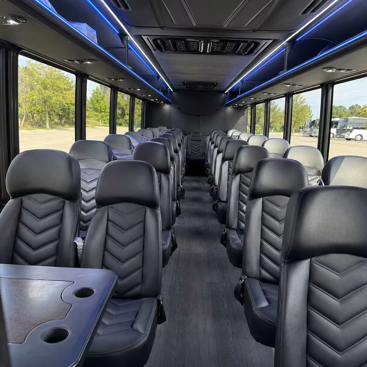 cambridge 20 passenger minibus rental