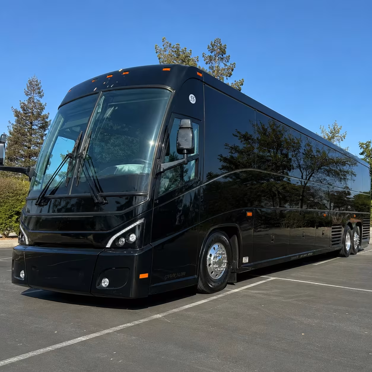 cambridge commuter bus rentals for government employees